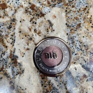 Urban decay single eyeshadow - gently used - Roach